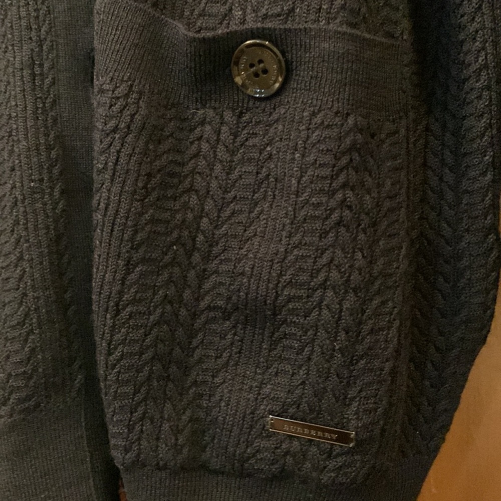 Burberry cardigan wool size 2 - Picture 9 of 9